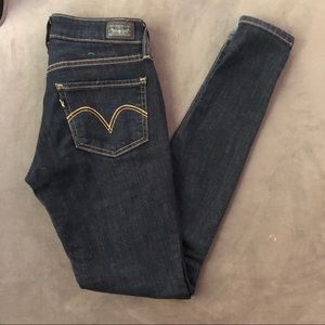 Levi’s Dark Wash Skinny Jeans
